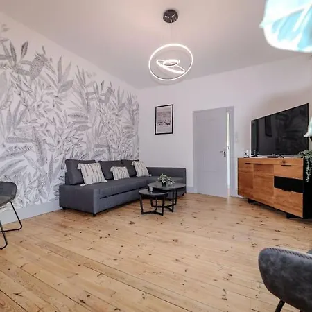 بيت للعطل Et Volcans - Maison 9 Couchages Avec Garage Et Exterieur *